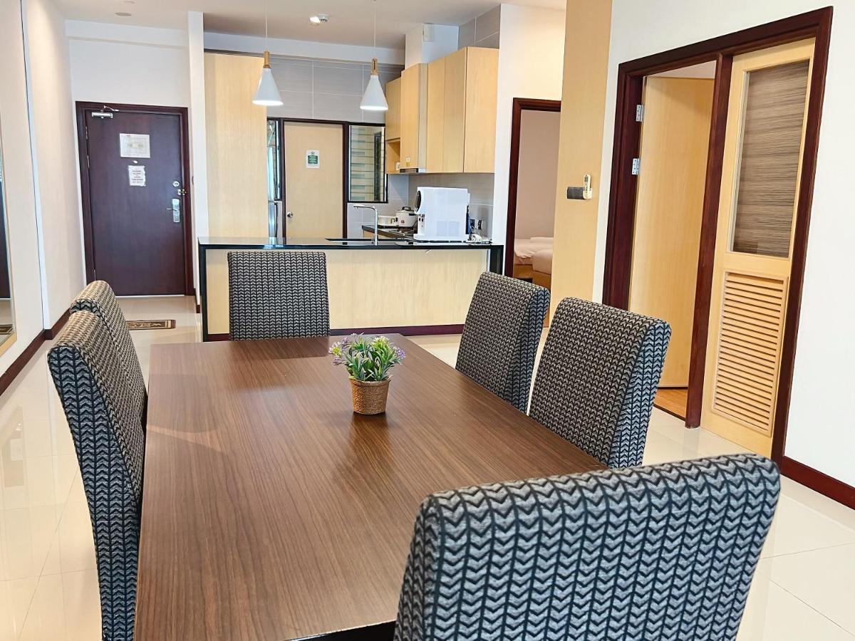Imperial Grand Suite Apartment Kuching Zewnętrze zdjęcie