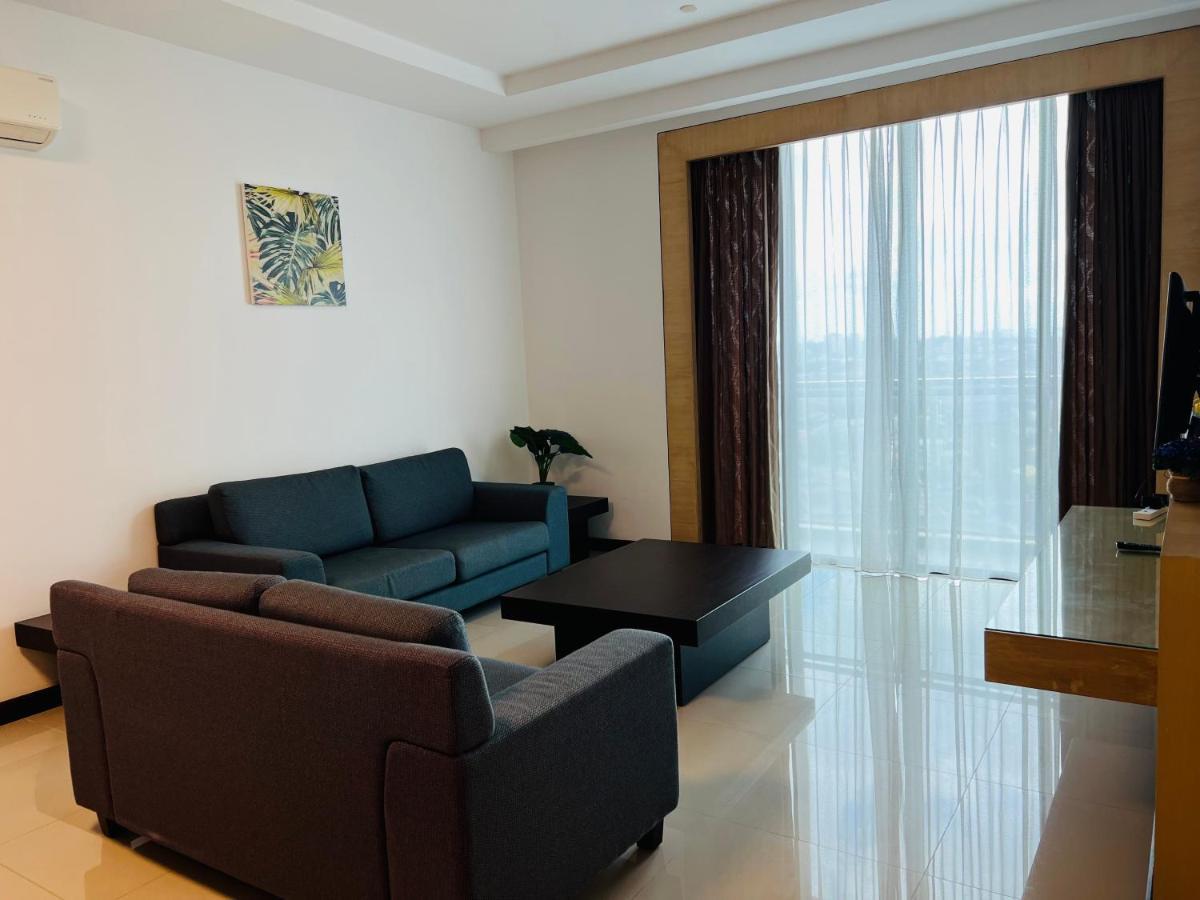 Imperial Grand Suite Apartment Kuching Zewnętrze zdjęcie