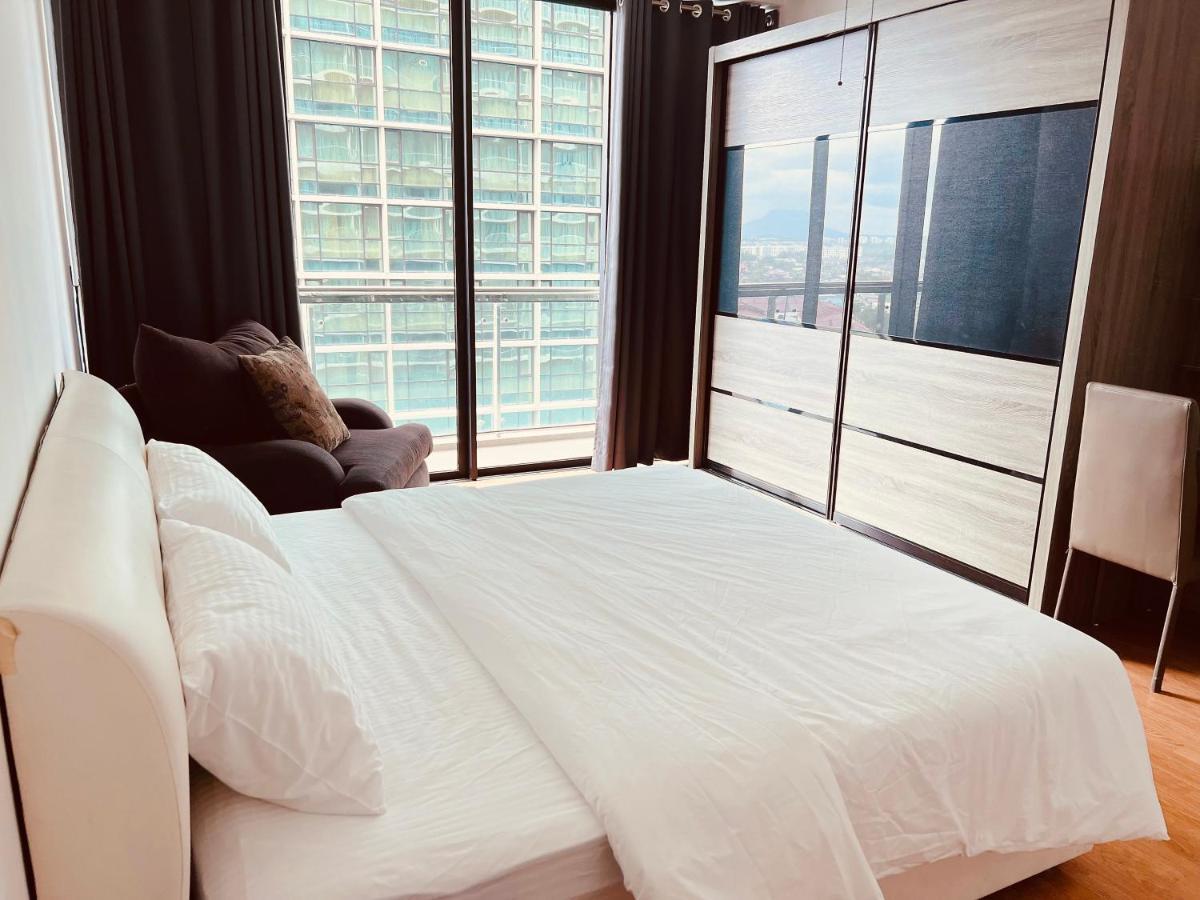 Imperial Grand Suite Apartment Kuching Zewnętrze zdjęcie