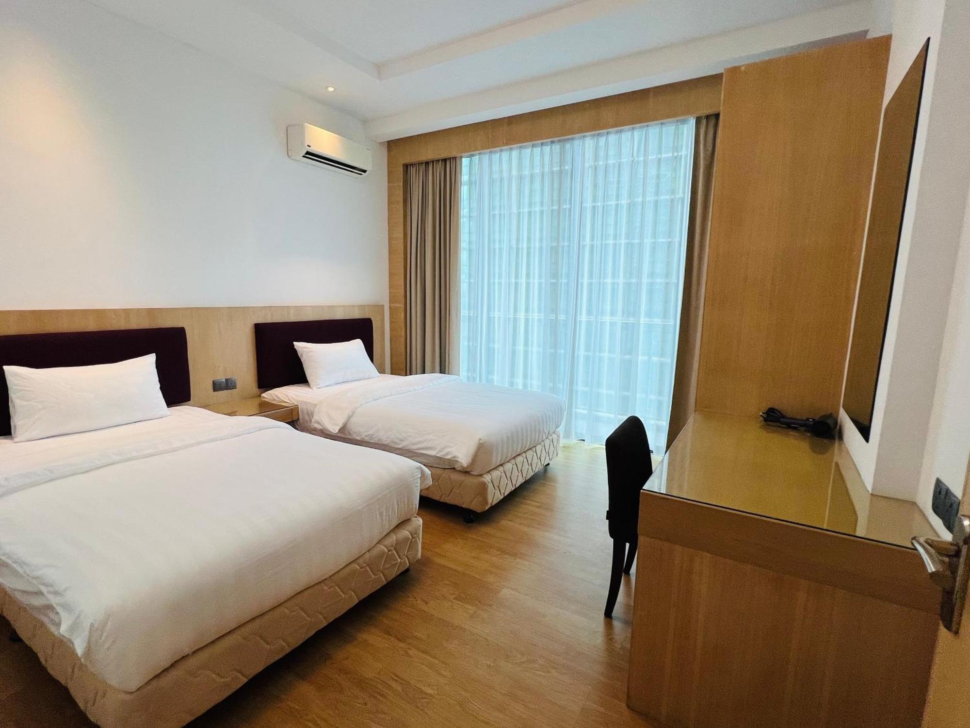 Imperial Grand Suite Apartment Kuching Zewnętrze zdjęcie